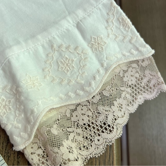 New LOGO By Lori Goldstein Cotton Embroidered Lace Front Hook Closure Tunic Top - Picture 15 of 16